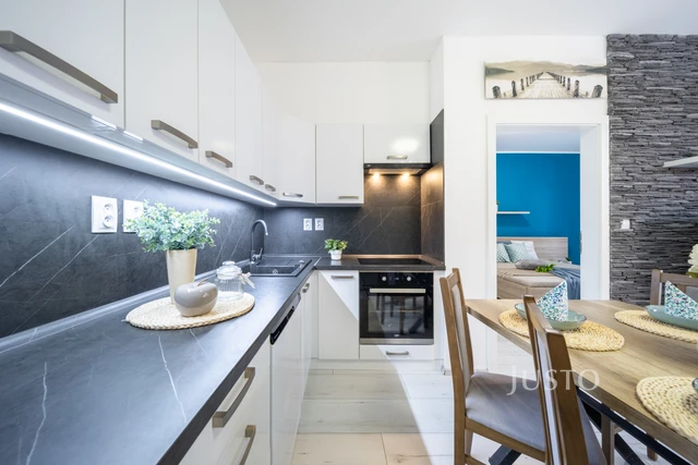 Prodej 3+kk 72 m² + balkón 9 m² + garáž