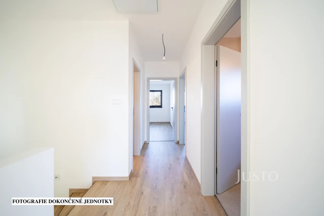 Prodej 5+kk 121 m² + zahrada 268 m² + terasa 14 m² + parkování