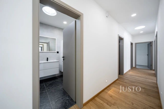 Prodej rodinného domu 127 m² s pozemkem 507 m² + terasa 15 m²