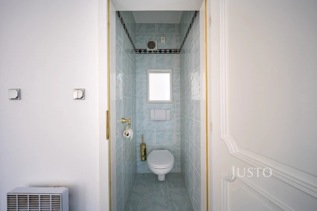 Pronájem 4+1 125 m² + balkón 3 m² + garáž