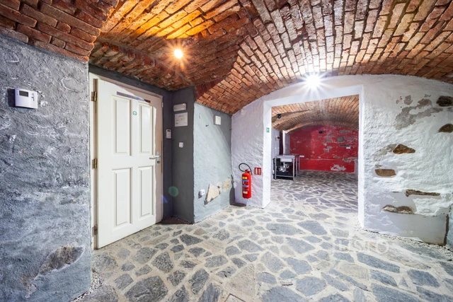 Prodej restaurace 48 m² s pozemkem 48 m²