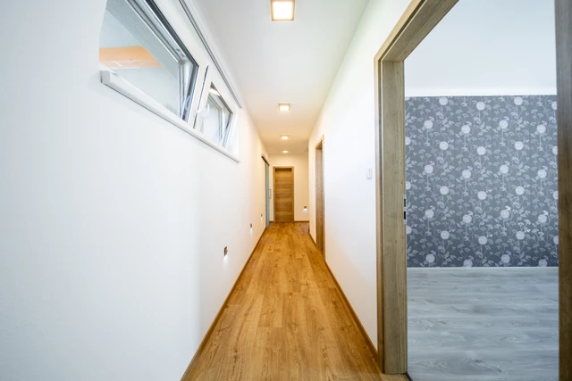 Pronájem rodinného domu 130 m² s pozemkem 779 m² + terasa 13 m²