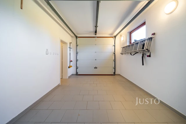 Prodej rodinného domu 116 m² s pozemkem 734 m² + terasa 18 m²