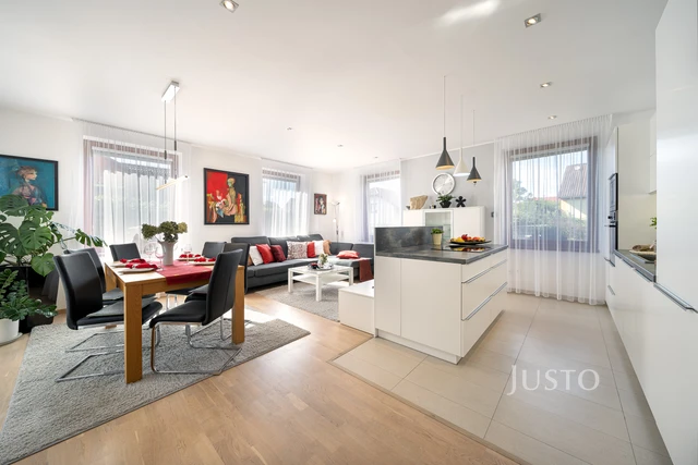 Prodej rodinného domu 116 m² s pozemkem 734 m² + terasa 18 m²