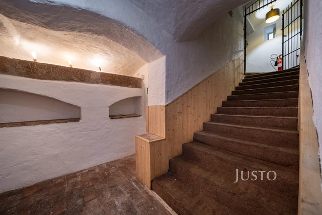 Prodej restaurace 103 m² s pozemkem 103 m²