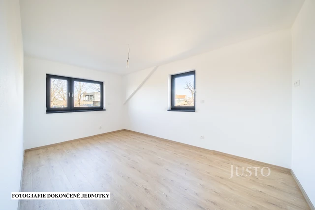 Prodej 5+kk 121 m² + zahrada 268 m² + terasa 14 m² + parkování