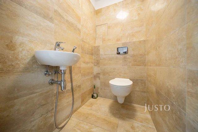 Prodej 2+kk 49 m² + terasa 6 m²