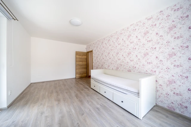 Pronájem rodinného domu 130 m² s pozemkem 779 m² + terasa 13 m²