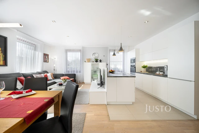 Prodej rodinného domu 116 m² s pozemkem 734 m² + terasa 18 m²