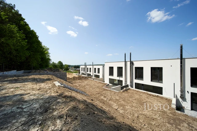 Prodej 4+kk 132 m² + zahrada 334 m² + terasa 13 m² + garáž