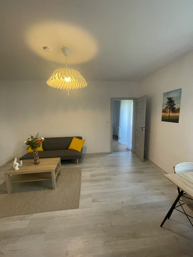 Pronájem 2+kk 42 m² – fotografie 2