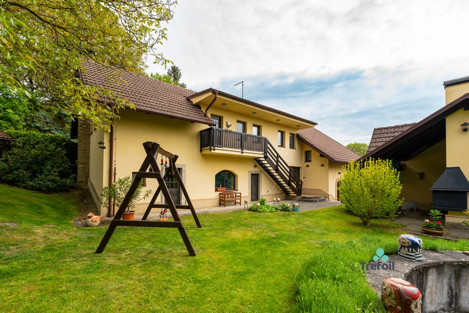 Prodej jedinečné venkovské usedlosti s pozemkem 4 816 m² – Neveklovice, okres Mladá Boleslav – fotografie 10