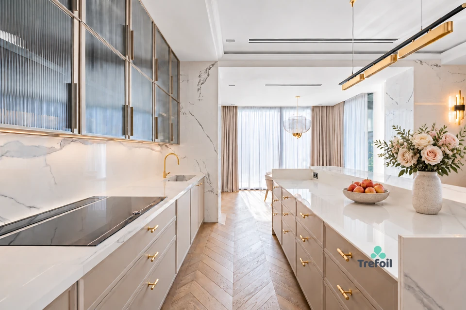 Pronájem 5+kk 230 m² + zahrada 212 m² + terasa 35 m² + parkování – fotografie 4
