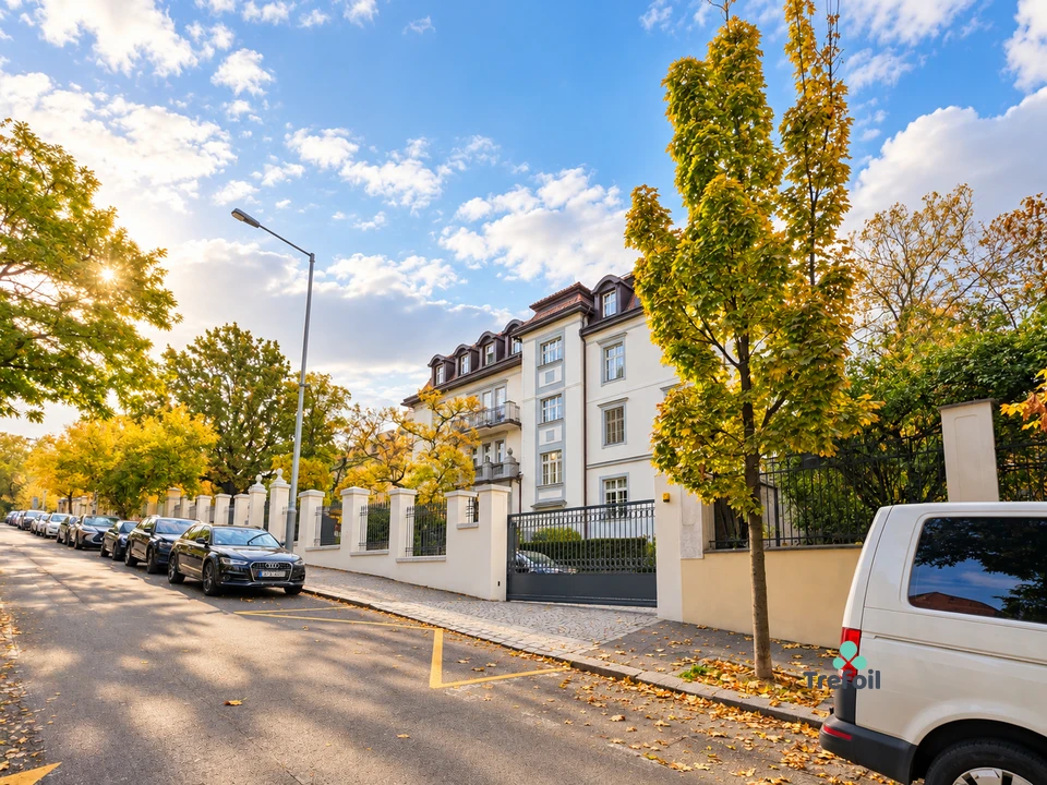 Pronájem 5+kk 230 m² + zahrada 212 m² + terasa 35 m² + parkování – fotografie 18
