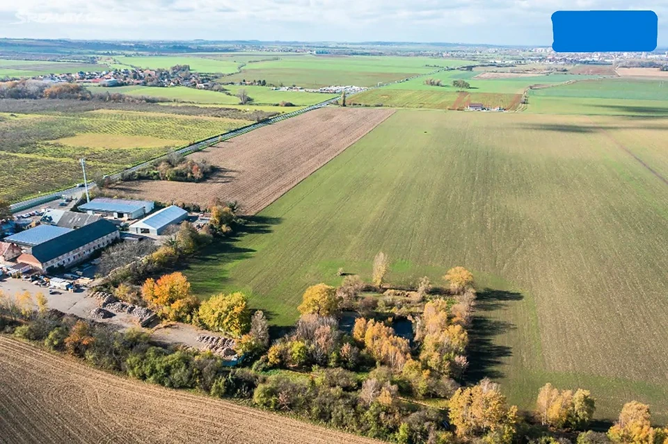 Prodej komerčního pozemku 25 000 m² – fotografie 2