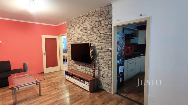 Pronájem 3+1 76 m² + lodžie + parkování