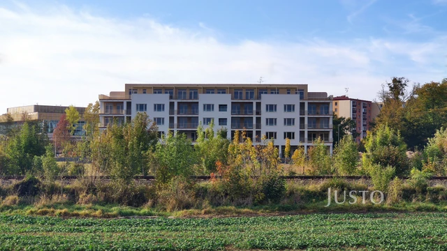 Pronájem bytu 1+kk 41 m² + terasa 4 m²