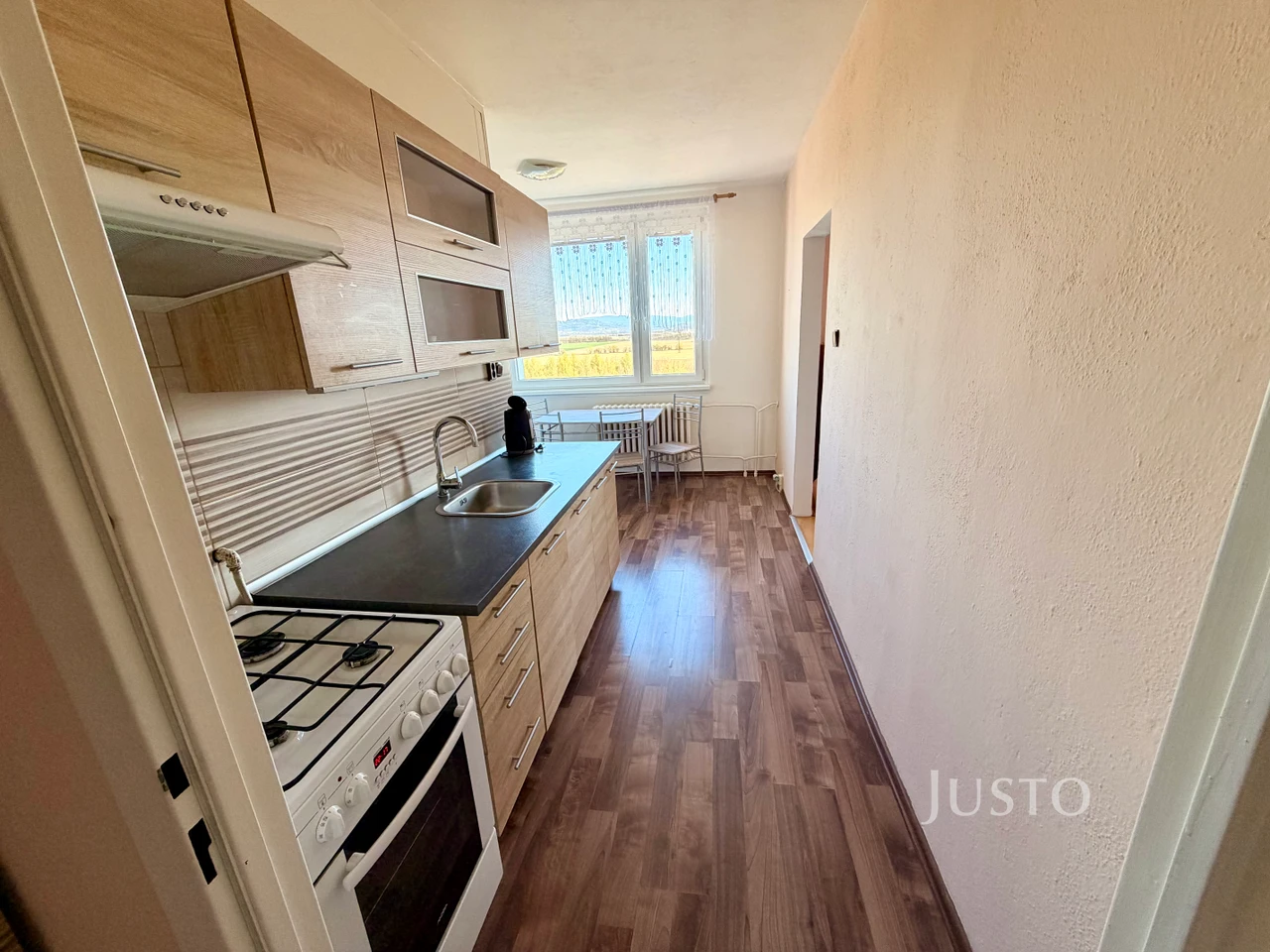 Pronájem 2+1 56 m² + balkón 3 m²