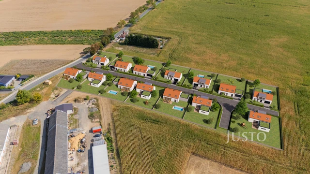Prodej pozemku 828 m²