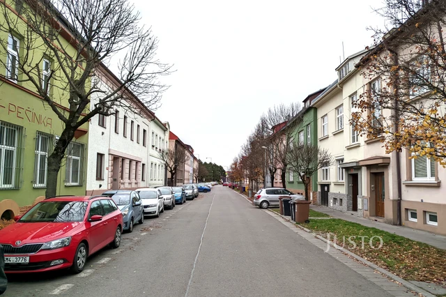 Pronájem 3+1 72 m² + lodžie 4 m²