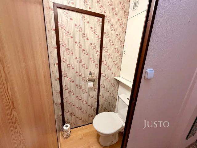 Pronájem 2+1 56 m² + balkón 3 m²
