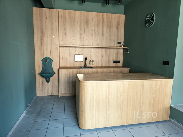 Pronájem obchodních prostor 37 m² s pozemkem 596 m²
