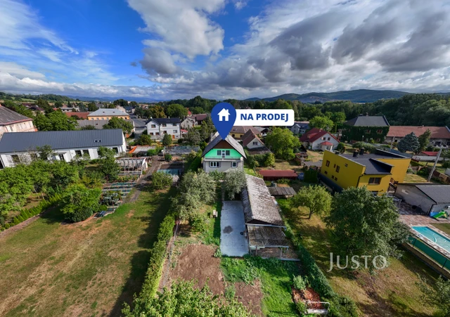 Prodej rodinného domu 520 m² s pozemkem 1 594 m² + balkón 15 m²