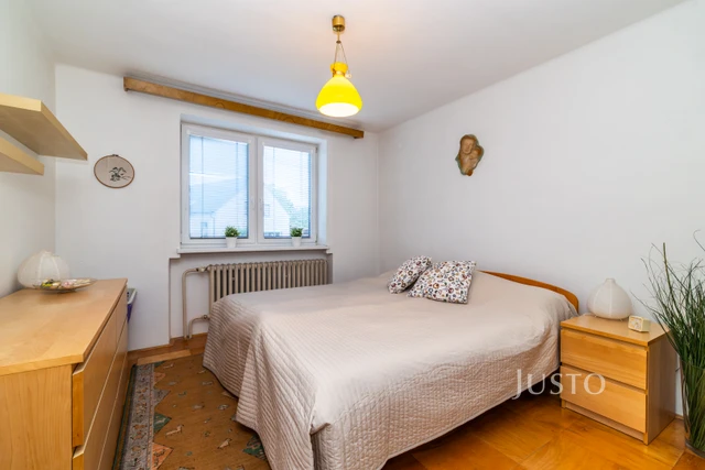 Prodej rodinného domu 520 m² s pozemkem 1 594 m² + balkón 15 m²
