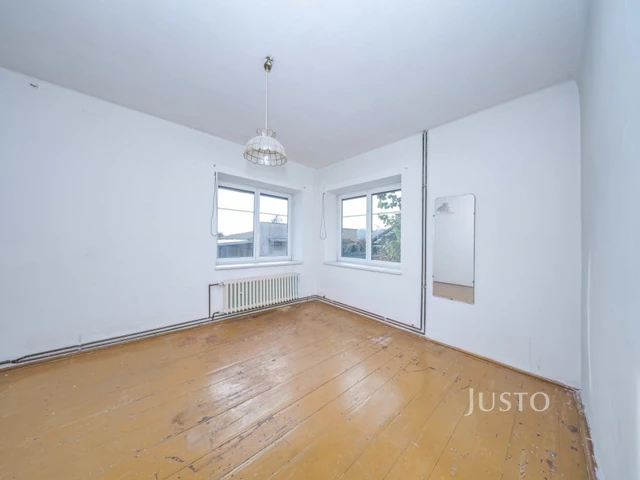 Prodej rodinného domu 290 m² s pozemkem 724 m² + balkón 10 m²