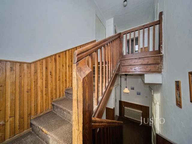 Prodej rodinného domu 290 m² s pozemkem 724 m² + balkón 10 m²