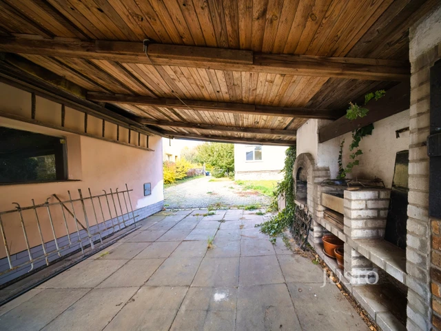 Prodej rodinného domu 290 m² s pozemkem 724 m² + balkón 10 m²