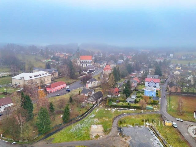 Prodej pozemku 1013 m²