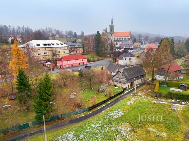 Prodej pozemku 1013 m²