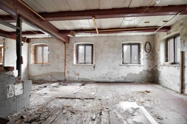 Prodej pozemku 1013 m²