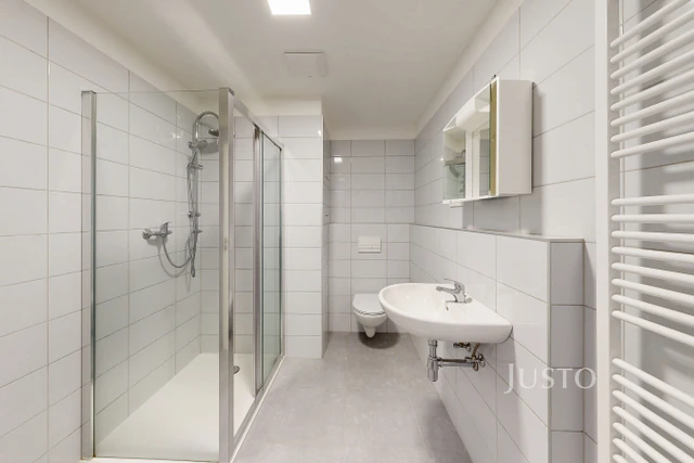 Pronájem 1+kk 32 m² + lodžie 7 m² + parkování