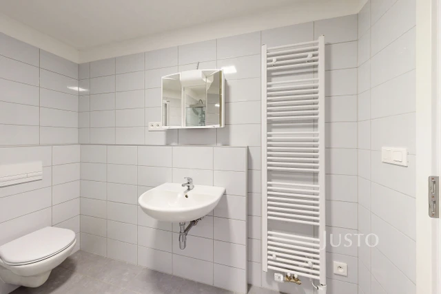 Pronájem 1+kk 32 m² + lodžie 7 m² + parkování