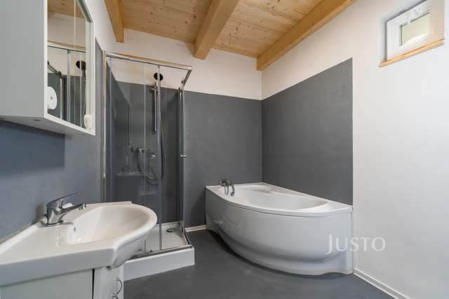 Prodej chalupy 146 m² s pozemkem 371 m²