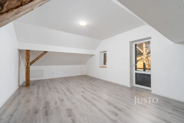 Prodej chalupy 146 m² s pozemkem 371 m²