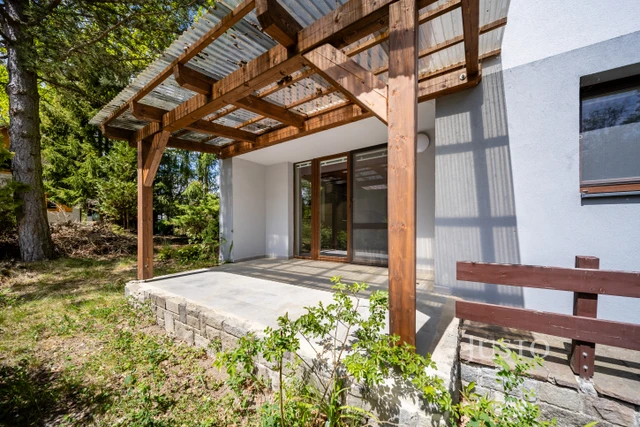 Prodej chaty 75 m² s pozemkem 436 m² + terasa 8 m² + lodžie 4 m²