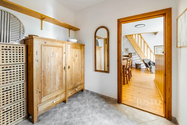 Prodej 4+kk, 79 m² + společná zahrada 255 m² + terasa 11 m²