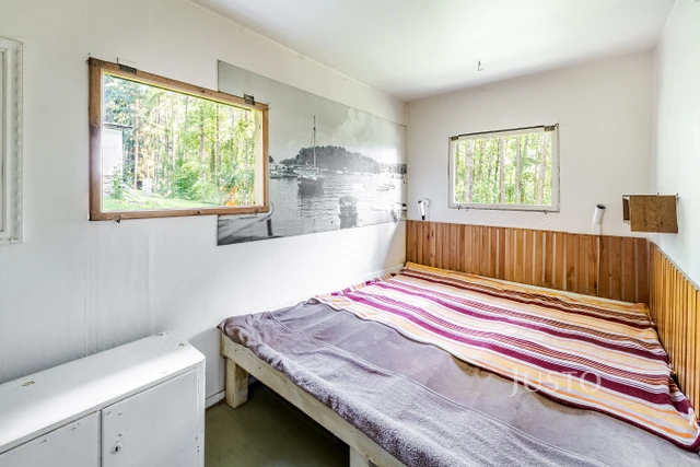 Prodej chaty 30 m² s pozemkem 326 m² + terasa 10 m²