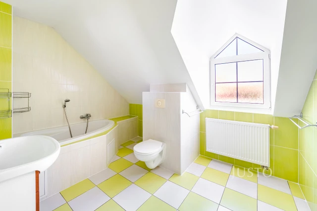 Prodej rodinného domu 112 m² s pozemkem 394 m² + terasa 22 m²