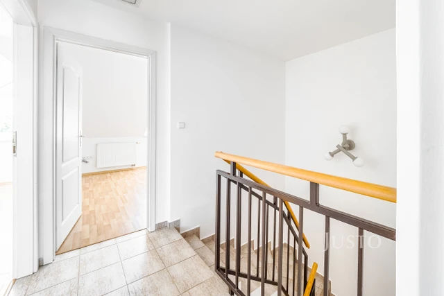 Prodej rodinného domu 112 m² s pozemkem 394 m² + terasa 22 m²