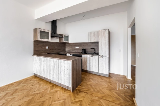 Prodej 3+kk 84 m² + balkón 3 m² + parkování