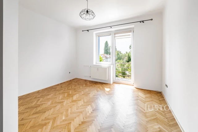 Prodej 3+kk 84 m² + balkón 3 m² + parkování