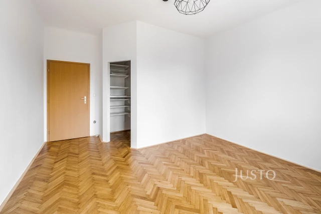 Prodej 3+kk 84 m² + balkón 3 m² + parkování