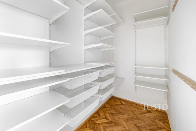 Prodej 3+kk 84 m² + balkón 3 m² + parkování