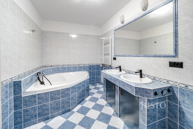 Prodej 3+kk 84 m² + balkón 3 m² + parkování