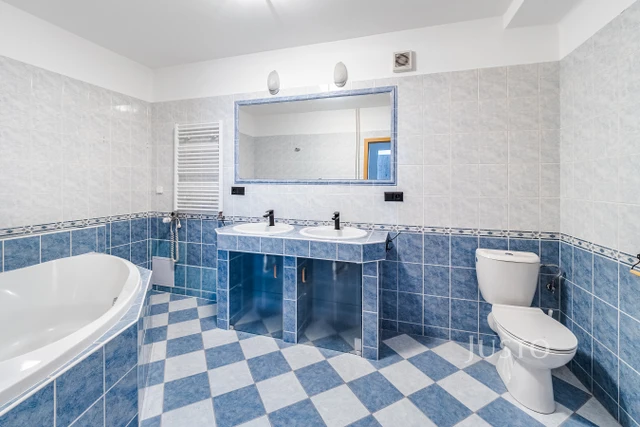 Prodej 3+kk 84 m² + balkón 3 m² + parkování