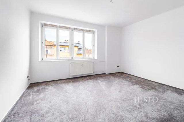 Prodej 3+kk 84 m² + balkón 3 m² + parkování